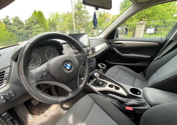 BMW X1 cena 39000 przebieg: 212000, rok produkcji 2012 z Oborniki małe 37